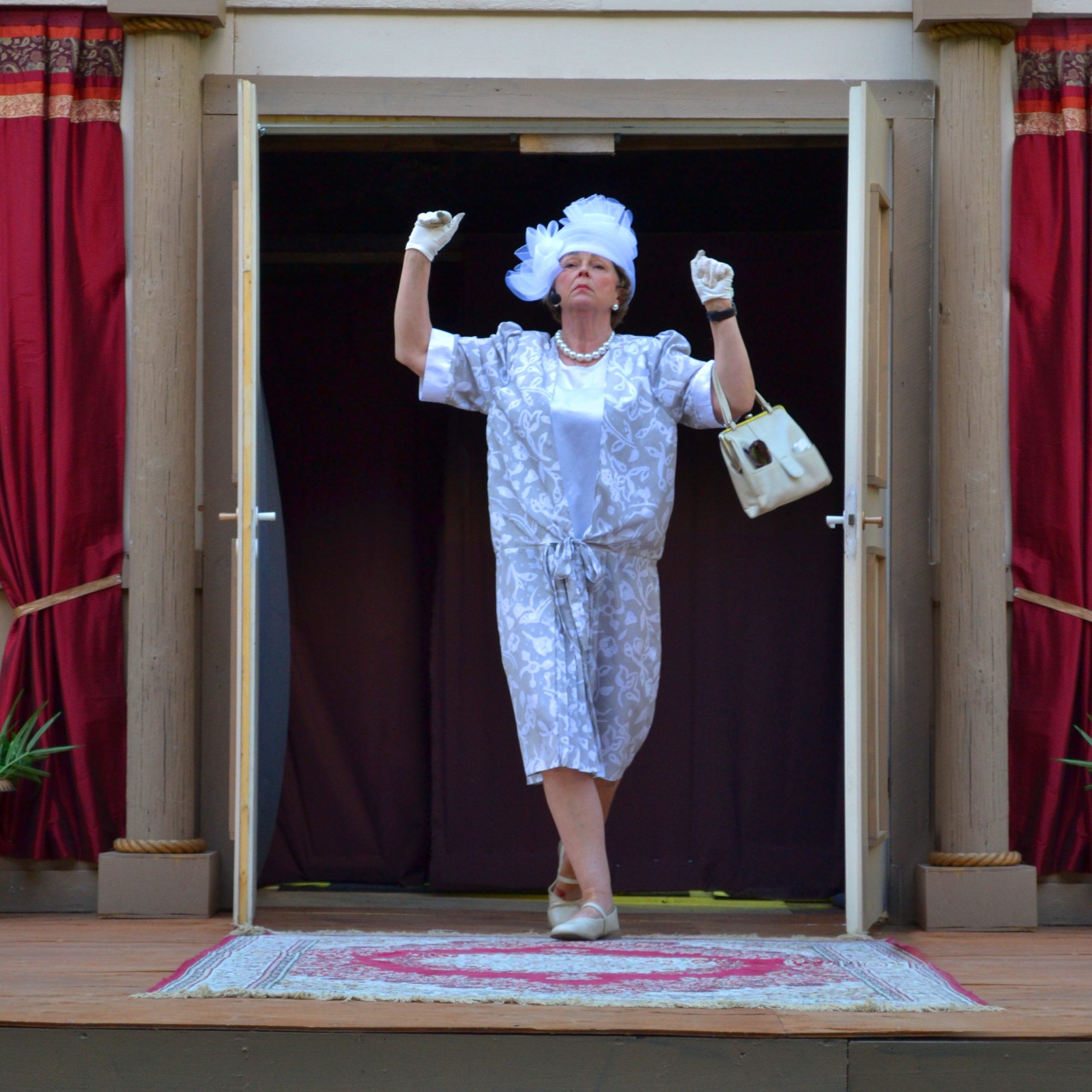 Hyacinth Bucket, Pokka pitää (2026)